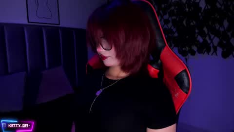 Snapshot of kitty_gang chatting on 11.14.25 Camila online show from 11.14.25