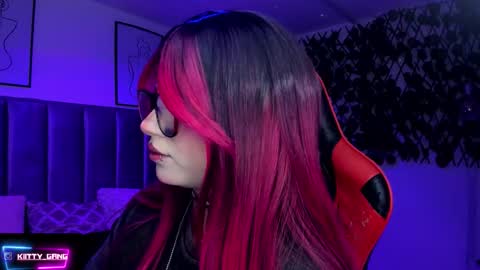 Camila online show from 02.12.26