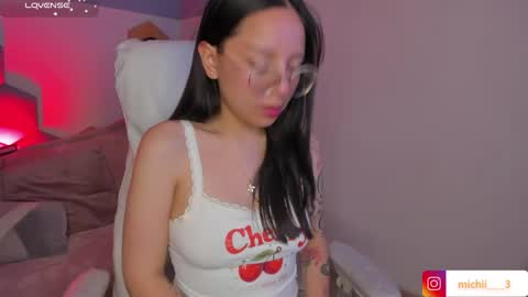 Snapshot of kitty_patitas_suavess chatting on 06.08.26 Kitty online show from 06.08.26