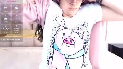 Kitty Rave online show from 09.24.25