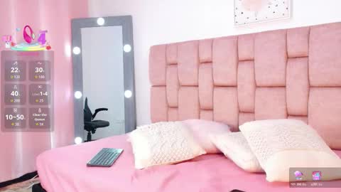 Kitty Rose online show from 12.17.25