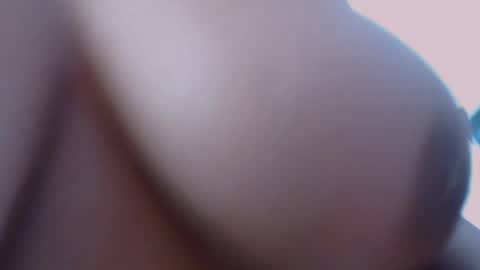 Snapshot of kitty_squirt28 chatting on 02.10.25 kitty_squirt28 online show from 02.10.25