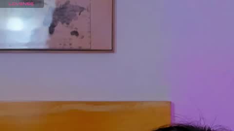 K I T T Y online show from 12.16.25