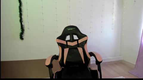 violet online show from 01.19.25