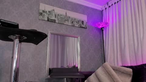 Kendall Saray   online show from 12.13.24