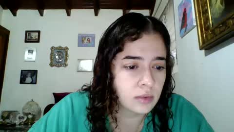  kitty independent model online show from 12.28.24