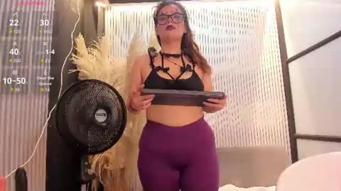 kitty Blossom online show from 08.04.26