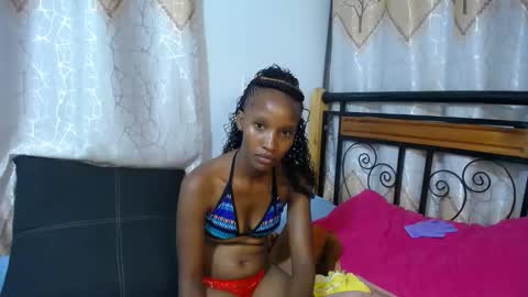 Snapshot of kittyfay_ chatting on 02.04.26 Fay online show from 02.04.26