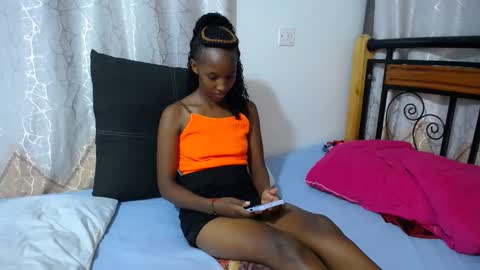 Snapshot of kittyfay_ chatting on 02.21.26 Fay online show from 02.21.26