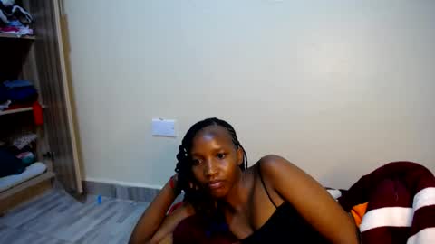 Snapshot of kittyfay_ chatting on 07.25.26 Fay online show from 07.25.26
