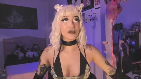 Snapshot of kittygoth_ chatting on 07.24.26 Kitty Goth online show from 07.24.26