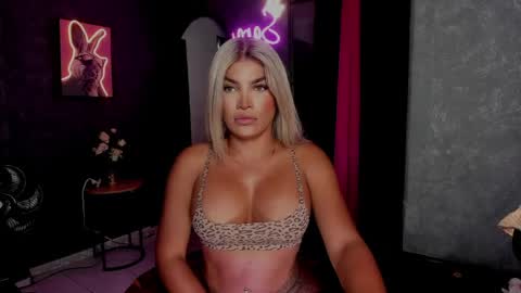 Sari bell online show from 04.20.26