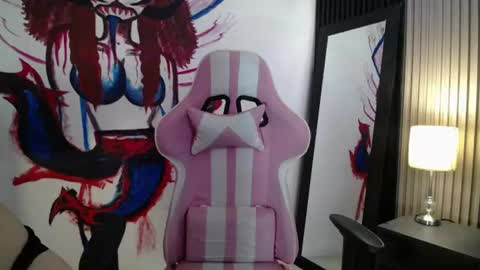 Snapshot of kittyhouse_hs chatting on 06.18.26 kittyhouse_hs online show from 06.18.26