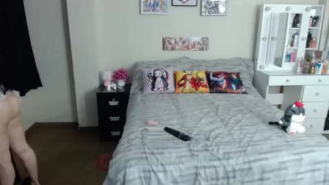 Snapshot of kittykat18x chatting on 12.02.25 Isabel online show from 12.02.25