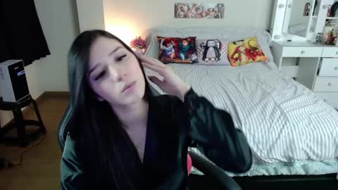 Isabel online show from 04.19.26