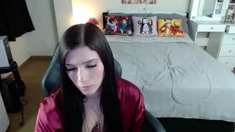 Snapshot of kittykat18x chatting on 06.14.26 Isabel online show from 06.14.26