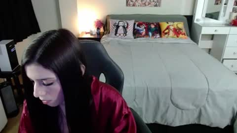 Snapshot of kittykat18x chatting on 06.19.26 Isabel online show from 06.19.26
