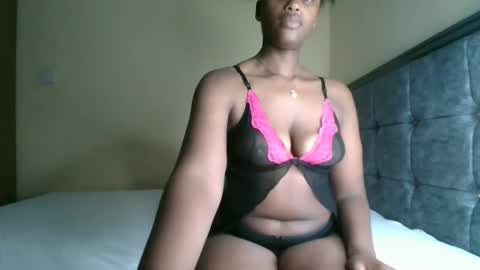 Kittypettite online show from 09.30.25