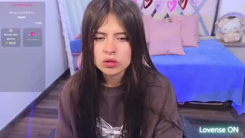 Kitty  online show from 03.04.25