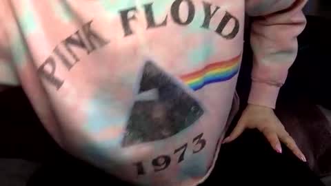 Kitty Sub online show from 11.19.25