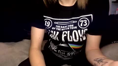 Kitty Sub online show from 11.22.25