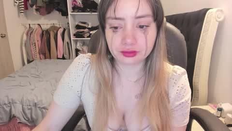 kittywantslove23 online show from 12.14.25