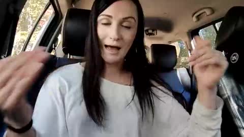 Snapshot of kittywet1994 chatting on 10.14.25 Kitty online show from 10.14.25