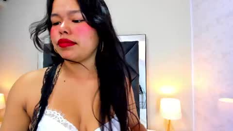 Snapshot of kittyy_babee chatting on 09.20.25 kitty online show from 09.20.25