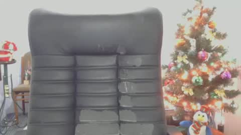 Snapshot of kittyybeauty chatting on 12.19.24 KittyyBeauty online show from 12.19.24