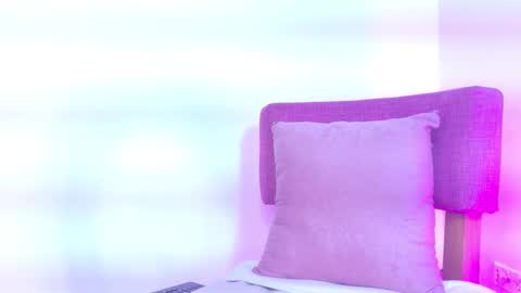 Kitty Hill online show from 01.10.26