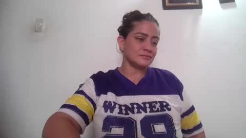 Snapshot of kitybigboobsx chatting on 05.30.26 kity boobsx online show from 05.30.26