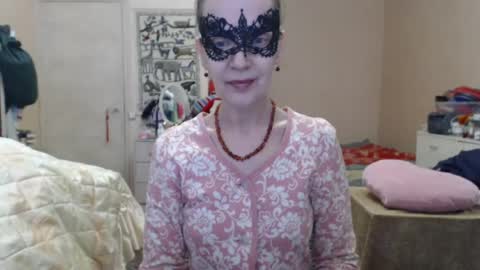 Snapshot of kiuminberry chatting on 06.20.26 KiuminBerry online show from 06.20.26
