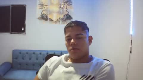 Snapshot of klars_mood chatting on 06.19.26 klars online show from 06.19.26
