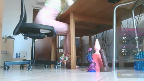 Klaudia online show from 09.28.25