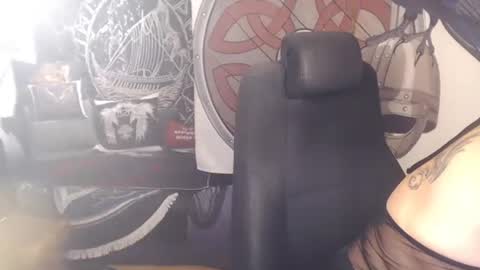 Michelle online show from 11.03.25