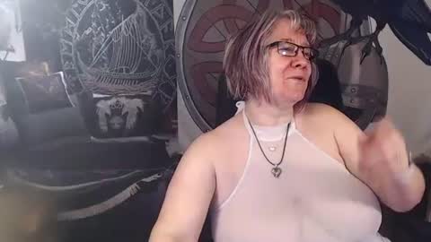 Michelle online show from 02.04.26