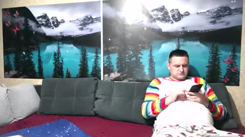 Kleosnow online show from 10.29.25