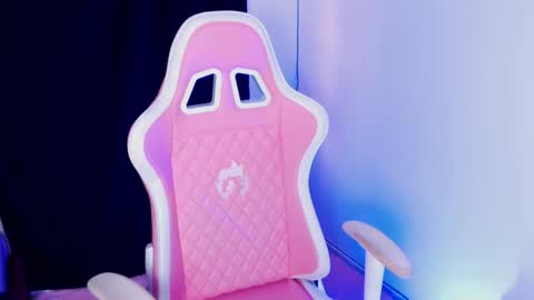 Kloe online show from 11.18.25