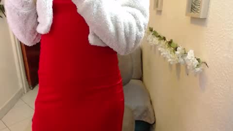 Kloe deker online show from 12.15.25