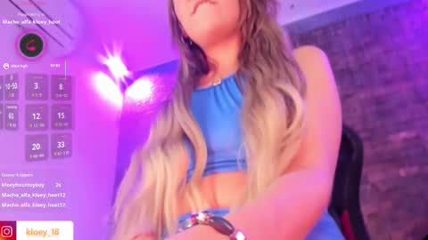 Snapshot of kloey_hoot chatting on 10.11.25 Kloey online show from 10.11.25