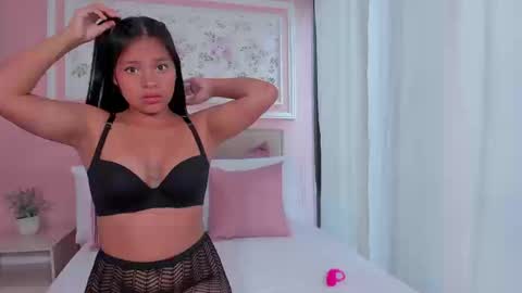 klooe online show from 09.17.25