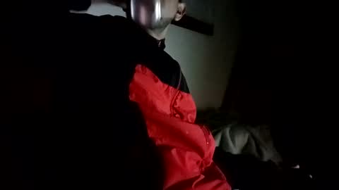 Snapshot of kmilo273079 chatting on 12.31.24 juan online show from 12.31.24