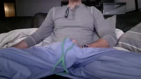 Snapshot of knight3975 chatting on 11.30.25 Knight3975 online show from 11.30.25