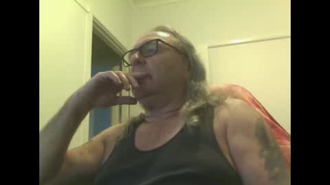 knobout online show from 11.20.25