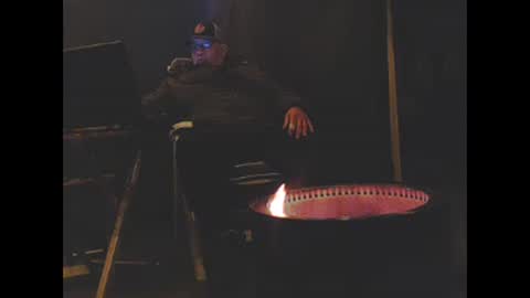 Snapshot of knuta1967 chatting on 10.18.25 Noname online show from 10.18.25