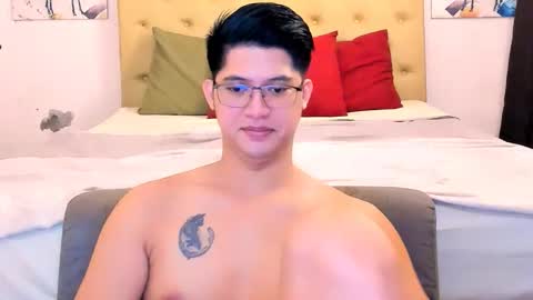 Snapshot of kobiexxxx chatting on 11.13.25 kobie online show from 11.13.25