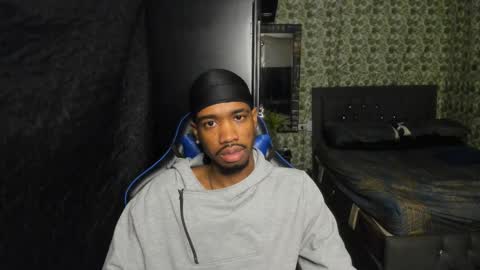 Snapshot of kofi_exotic_ chatting on 12.03.25 kofi online show from 12.03.25