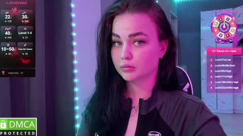 Mia online show from 02.06.25