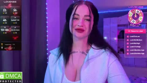 Mia online show from 02.21.25