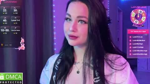 Mia online show from 03.06.25